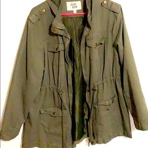 Outer Edge jacket size 1X